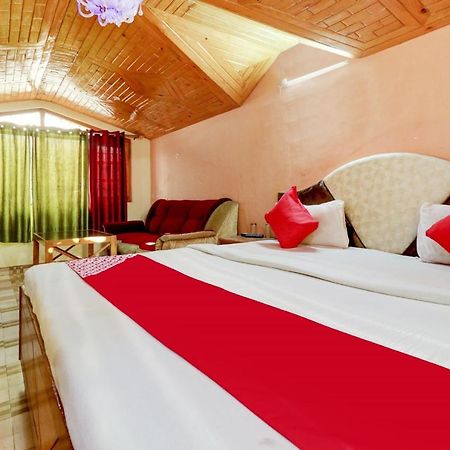 Oyo Hotel C Shimla Exteriör bild