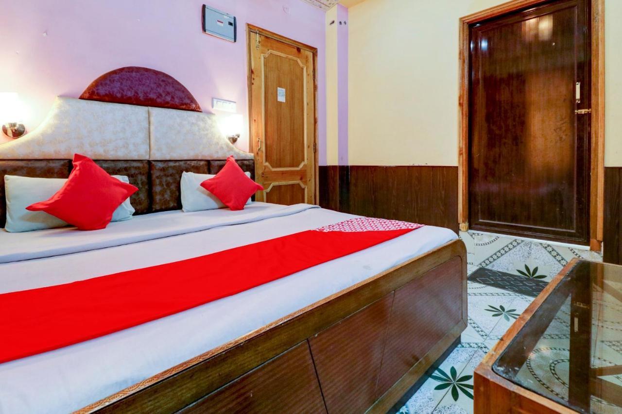 Oyo Hotel C Shimla Exteriör bild