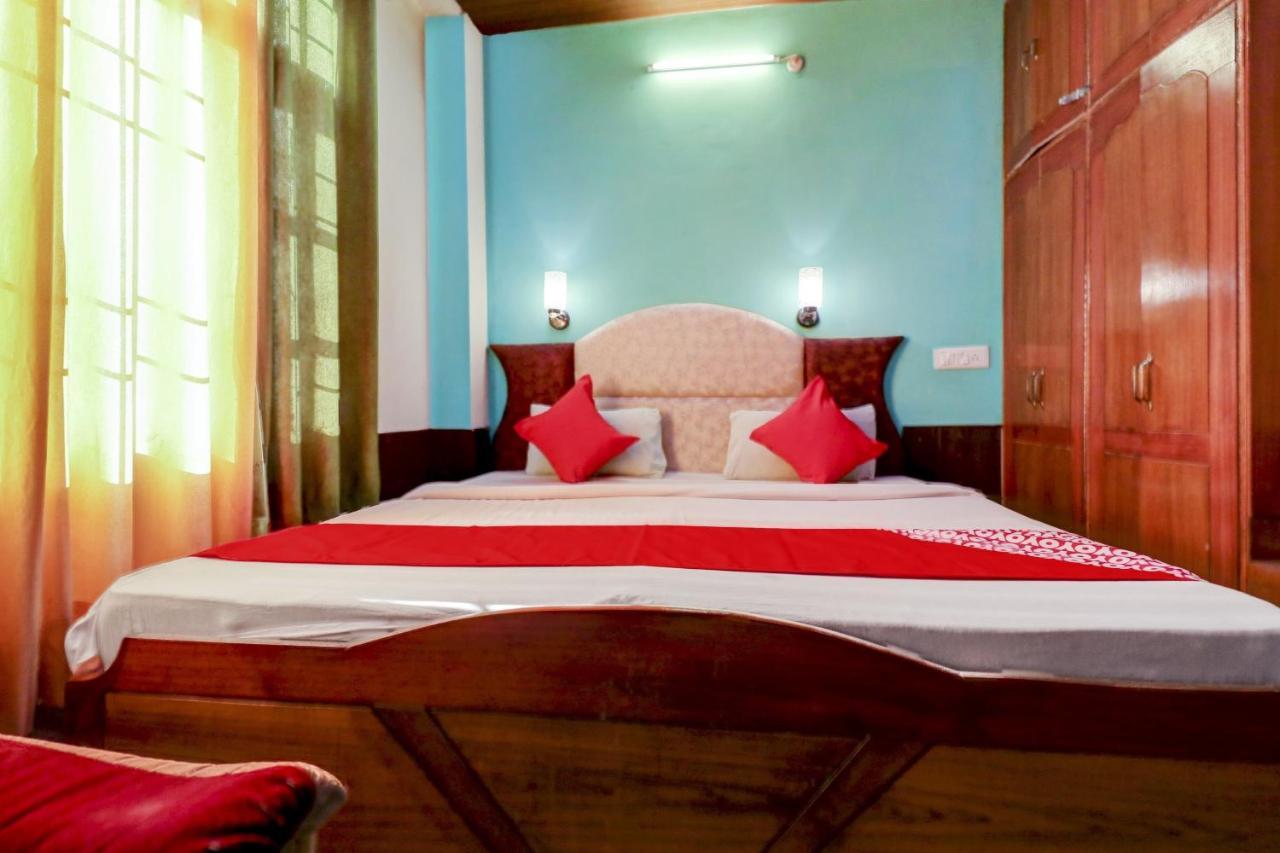 Oyo Hotel C Shimla Exteriör bild